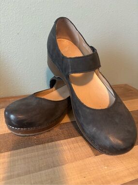 Dansko Women's Mary Jane Clog in Dark Brown Leather